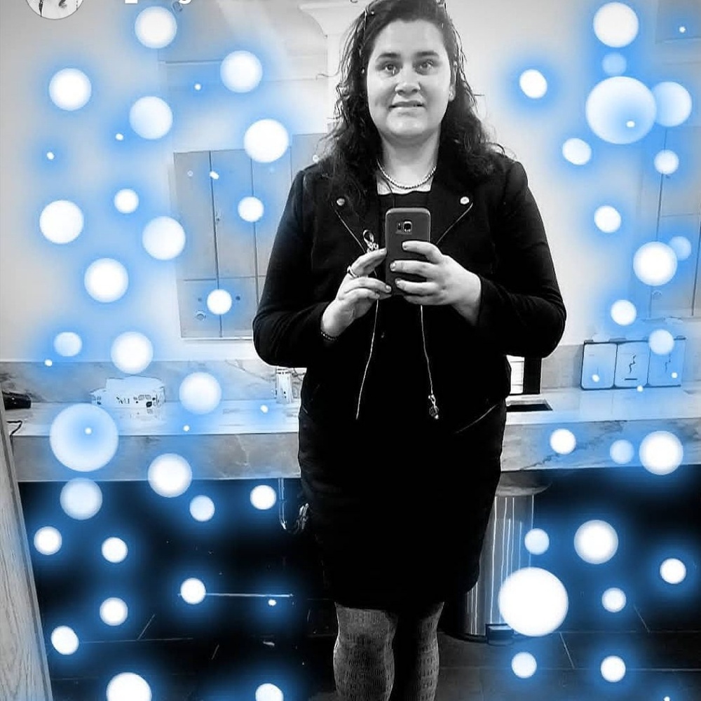 Meet your Posher, Karina